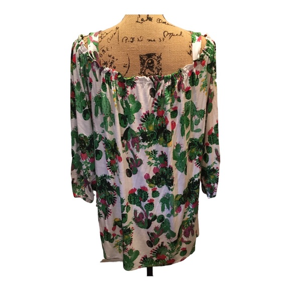 Casey Key Women’s Top -NWT - Picture 8 of 13